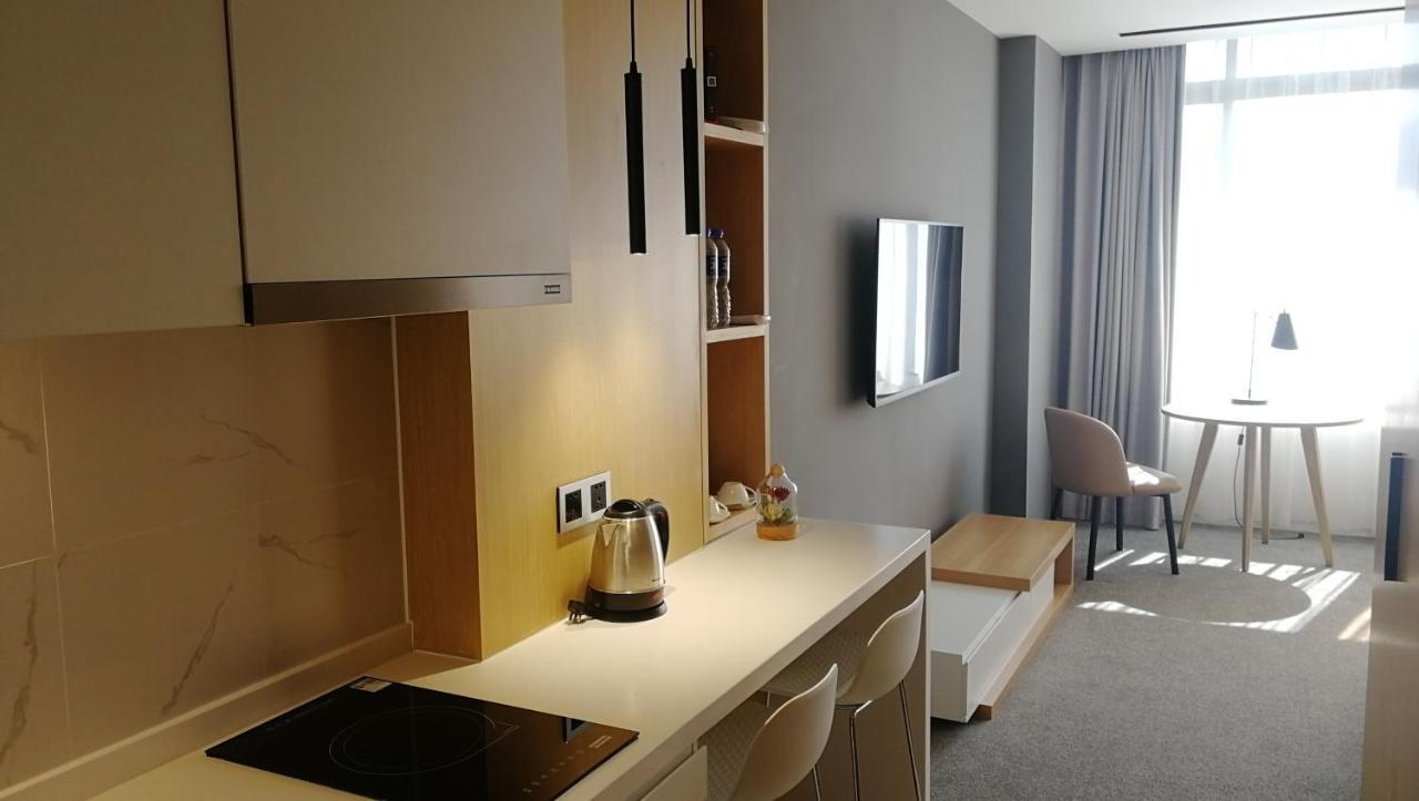 Ln Residence Changdi - New Aiqun Building - Canton Fair Free Shuttle Bus During Canton Fair Period Exterior foto
